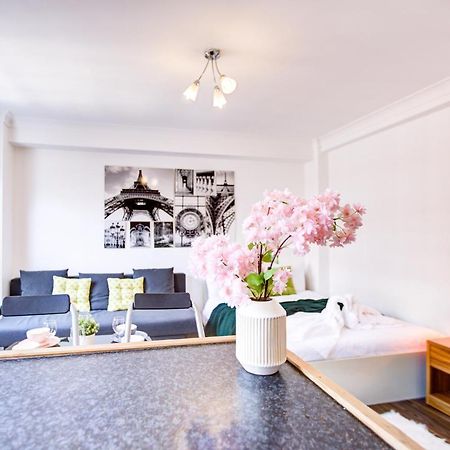 Апартаменты Cozy Studio In Central Лондон Экстерьер фото